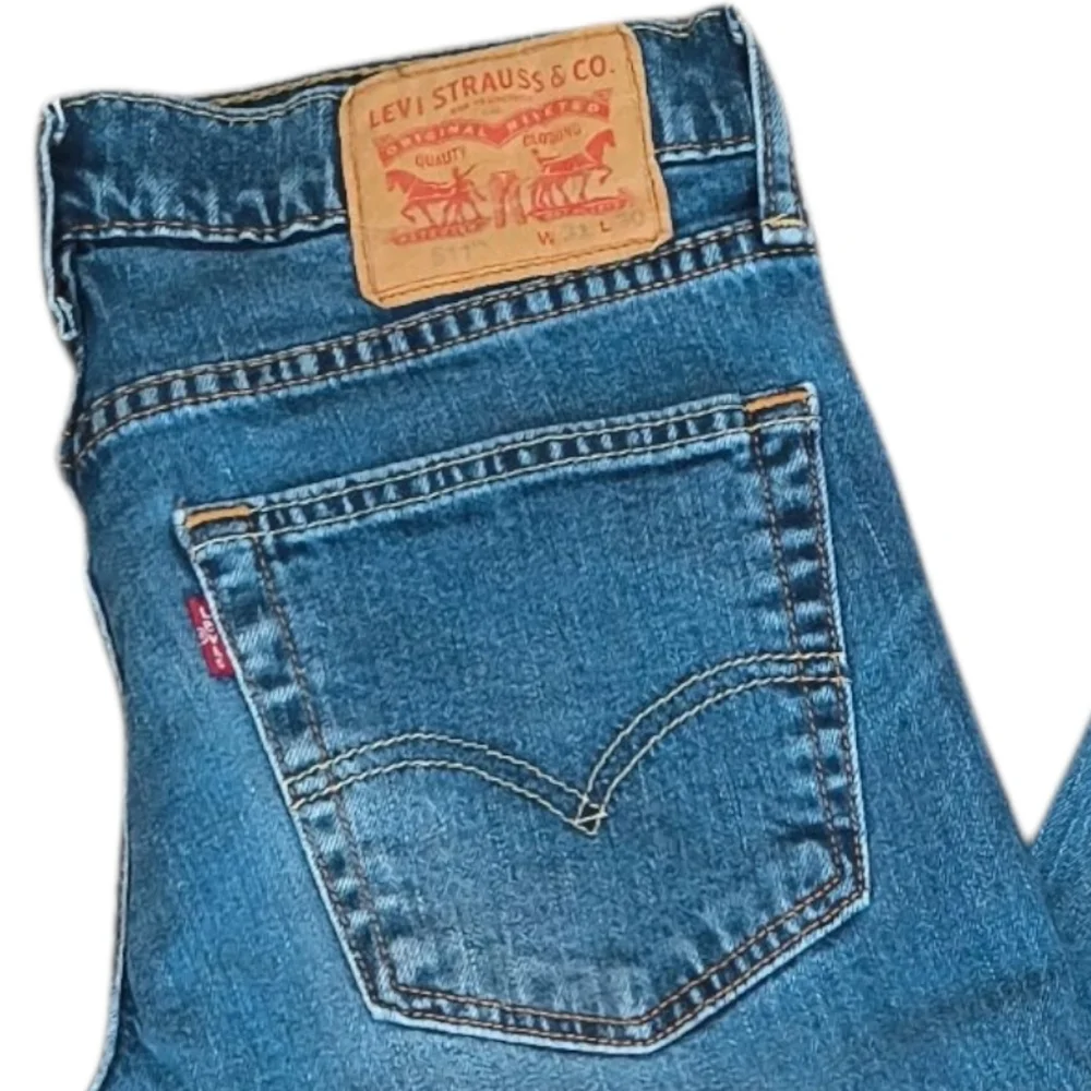 Levi's Men's Classic Blue Straight Jeans